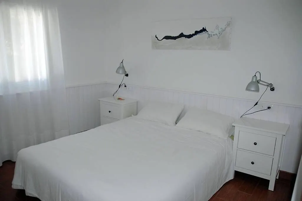 Сasa de vacaciones Villa With Pool, 200M From Beach Cala Blanca